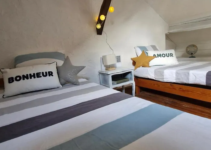 Les Grands Maitres D'hotes Bed & Breakfast *